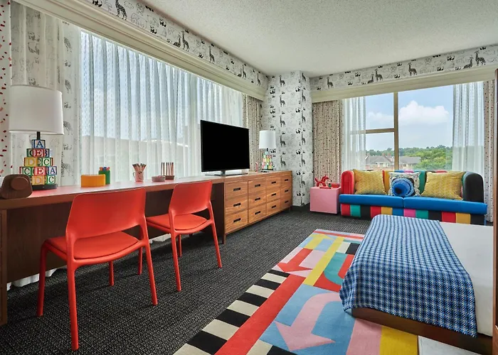 Best Hotels Near University of Cincinnati